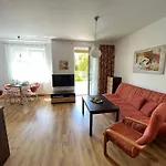 Apartamento Z Garazem I Ogrodem *