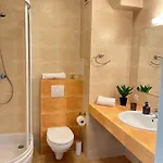 Apartment Z Garazem I Ogrodem Kolobrzeg