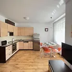 Apartamento Z Garazem I Ogrodem *