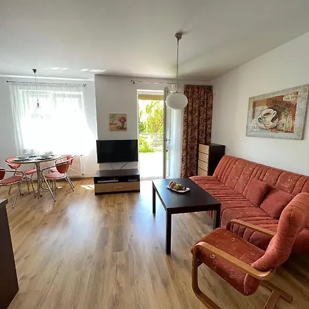 公寓 Z Garazem I Ogrodem *